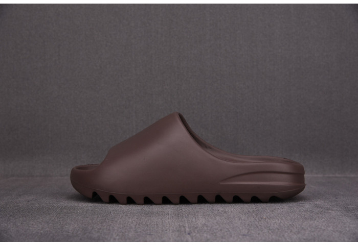 Yeezy Slide Soot G55495 - Image 1