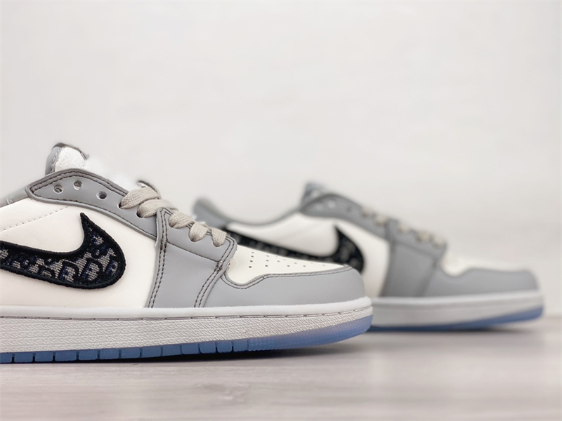 Dior x Air Jordan 1 Low CN8608-002 - Image 9