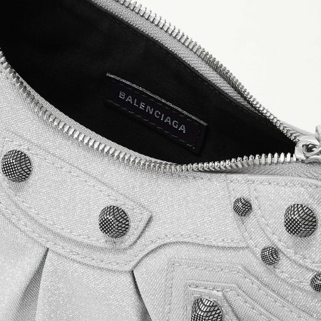 BALENCIAGA Le Cagole XS studded metallic canvas shoulder bag grey - Image 4