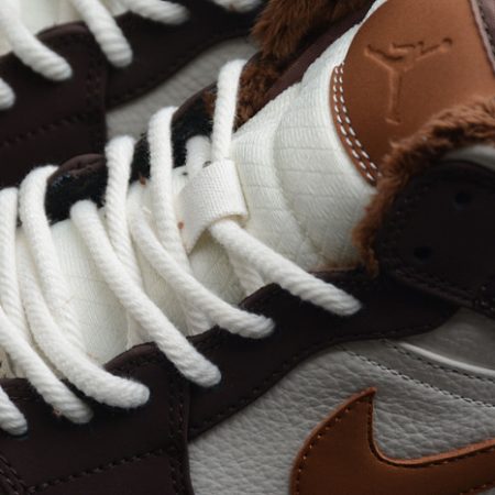 Air Jordan 1 Mid DO6699-200 - Image 10