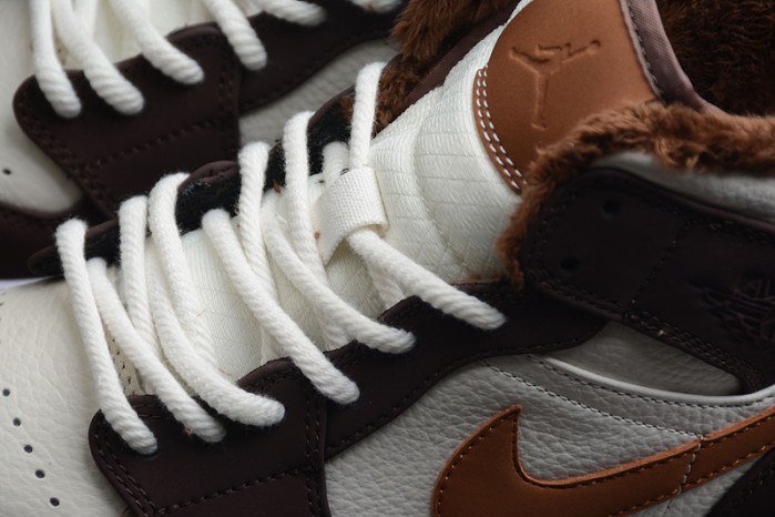 Air Jordan 1 Mid DO6699-200 - Image 10