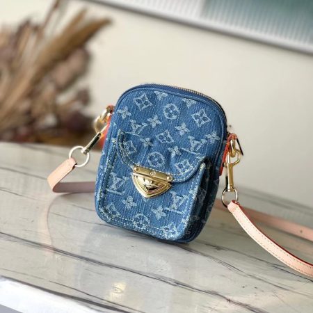 LV  Zippered Shoulder Crossbody Bag - Image 2