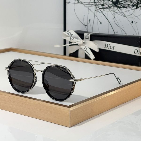 Dior Alloy Sunglasses With Reflective Frames Top quality