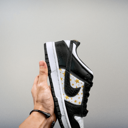 Superme x Dunk SB Low “ Black Stars" - Image 5