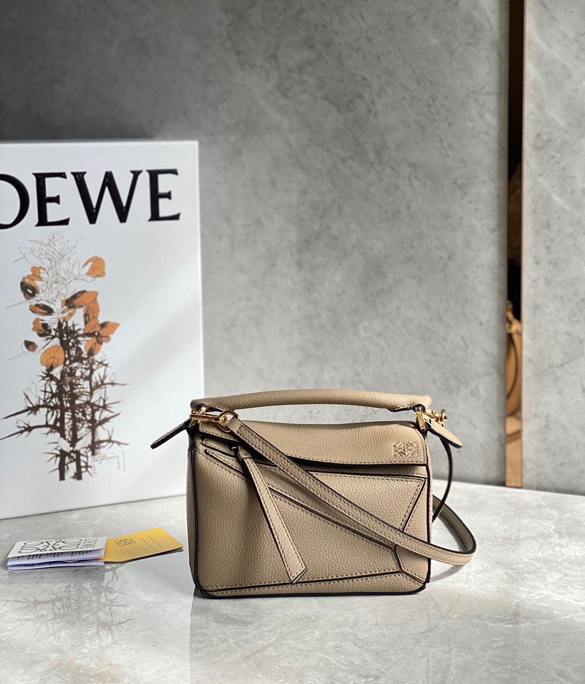 Loewe Mini Puzzle Light-brown - Image 1