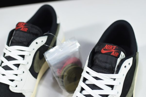 Jordan 1 Retro Low OG SP Travis Scott Olive (W) DZ4137-106