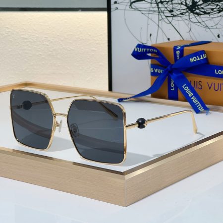 LV Elegant Fashion Personality sunglasses Top quality - Image 7