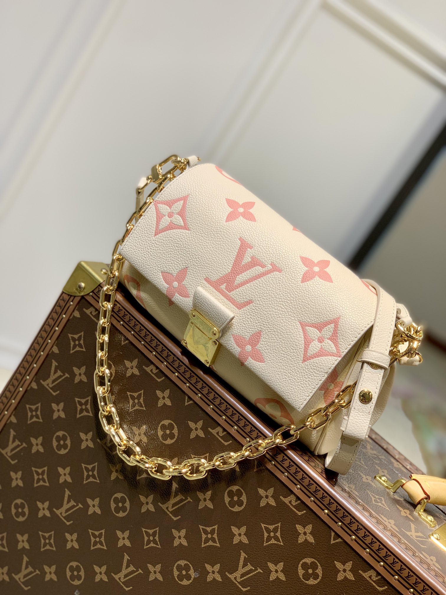 LV Favorite - Image 1