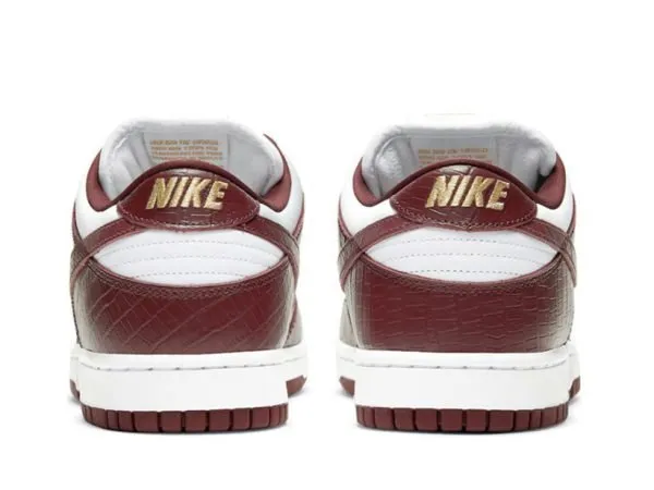 Supreme x Dunk SB Low “ Barkroot Brown"