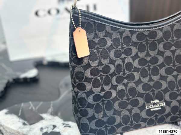 Coach Laurel 19 Tote Bag