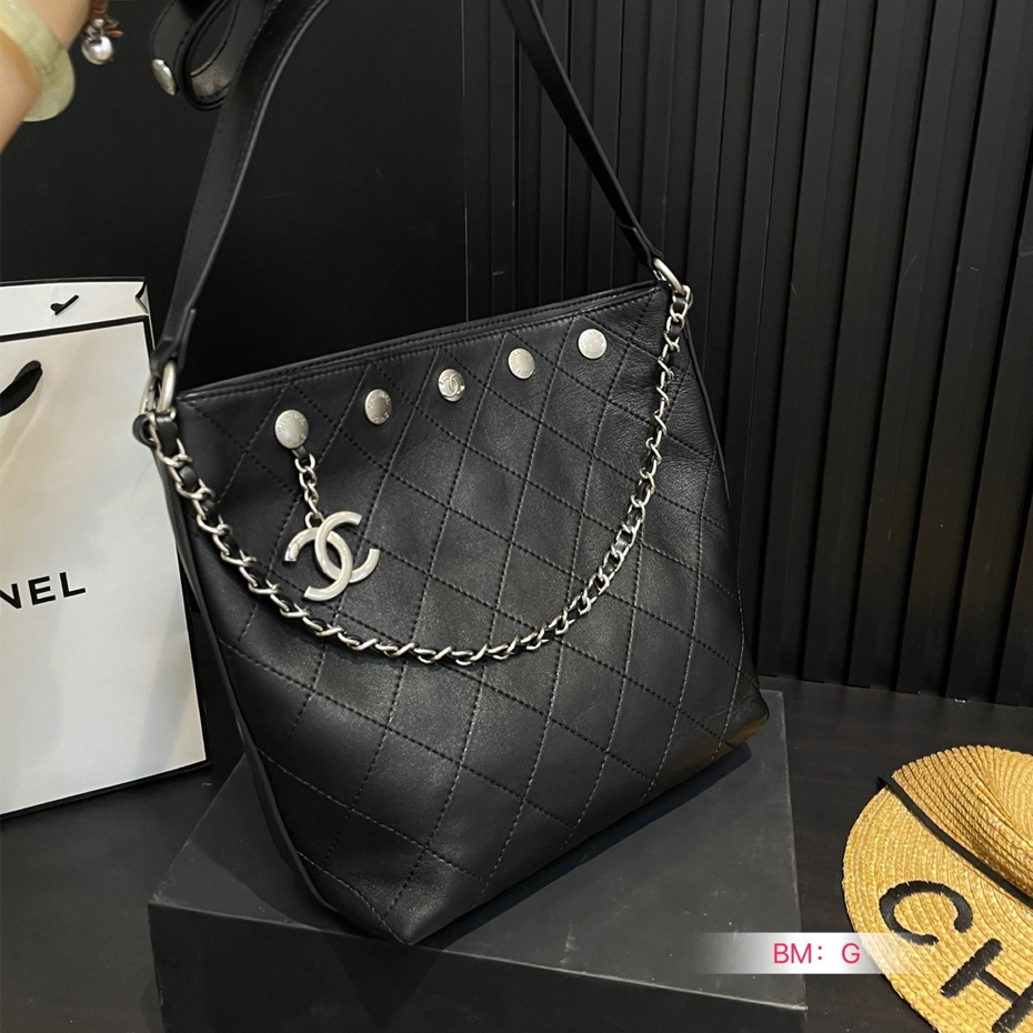 Chanel 31P Bucket Bag Black - Image 3
