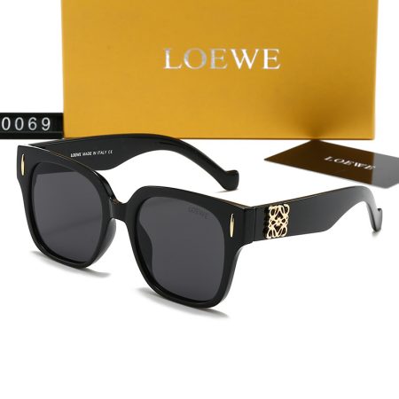 LOEWE Fashionable Sunglasses - Image 6
