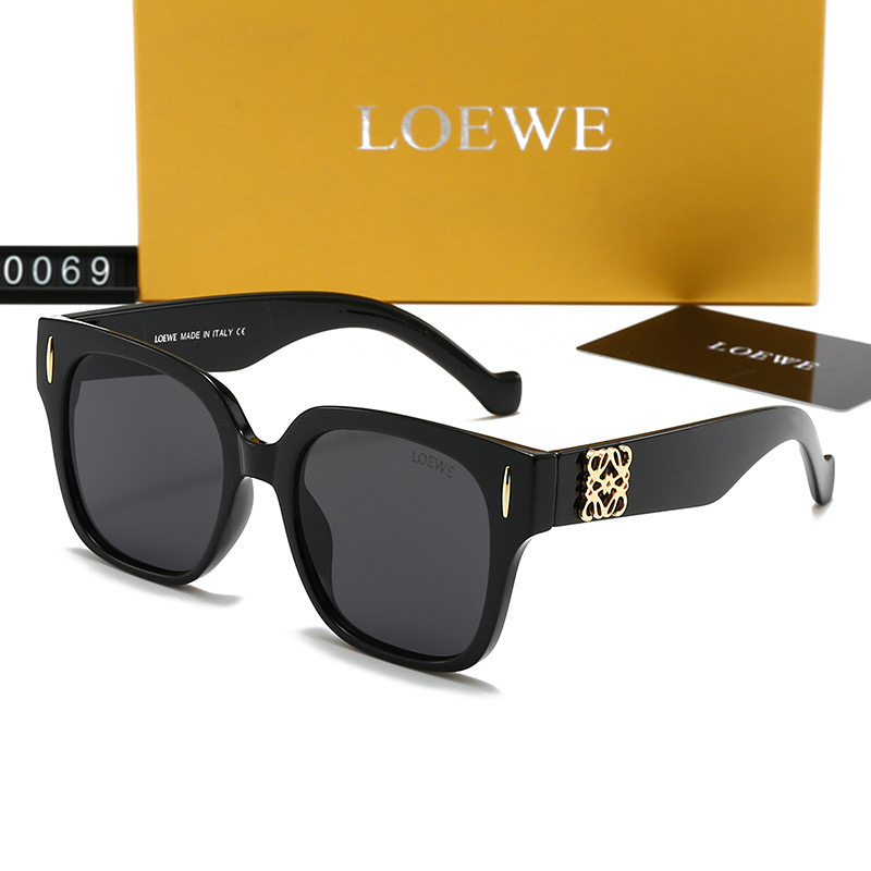 LOEWE Fashionable Sunglasses - Image 6