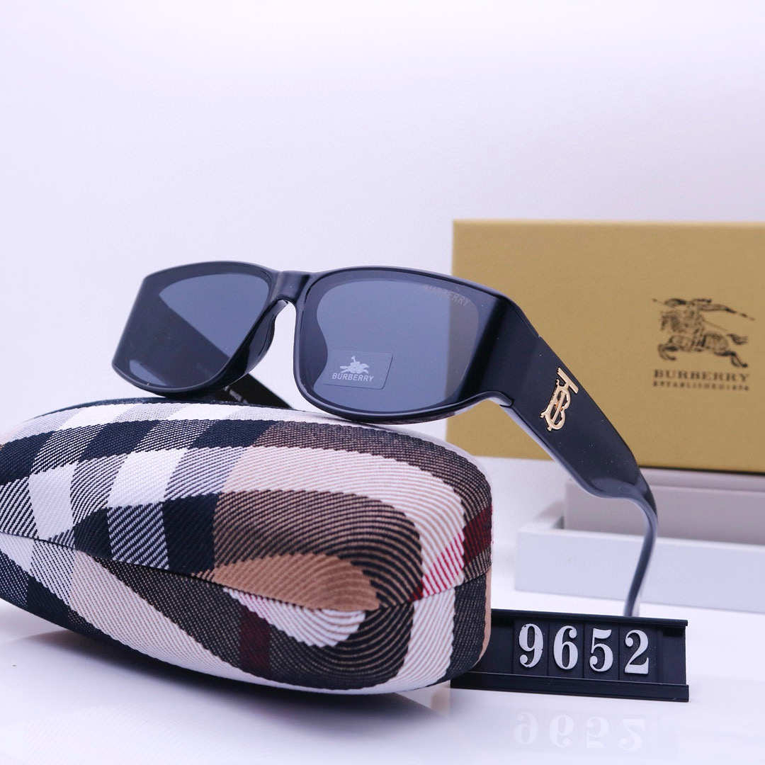 Burberry Fashionable Sunglasses - Image 9
