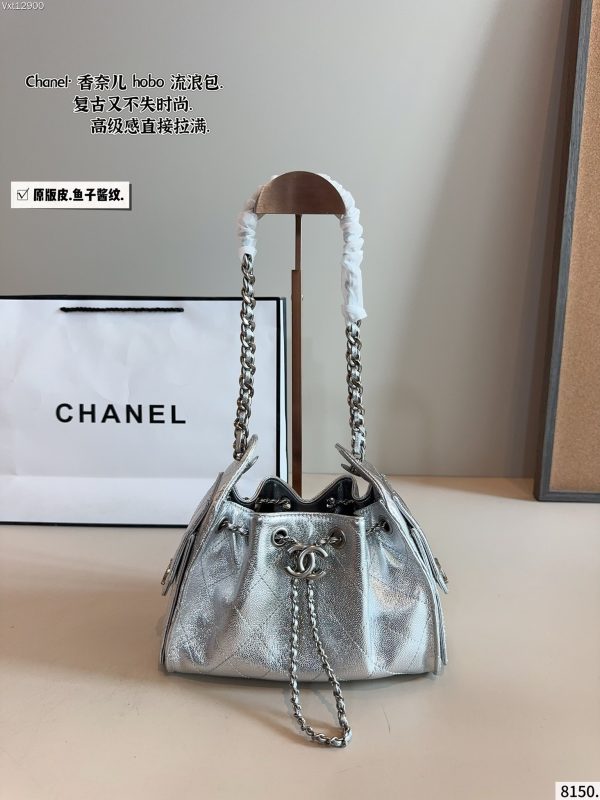 Chanel Metallic Caviar Quilted Medium Chanel 25 Handbag Silver