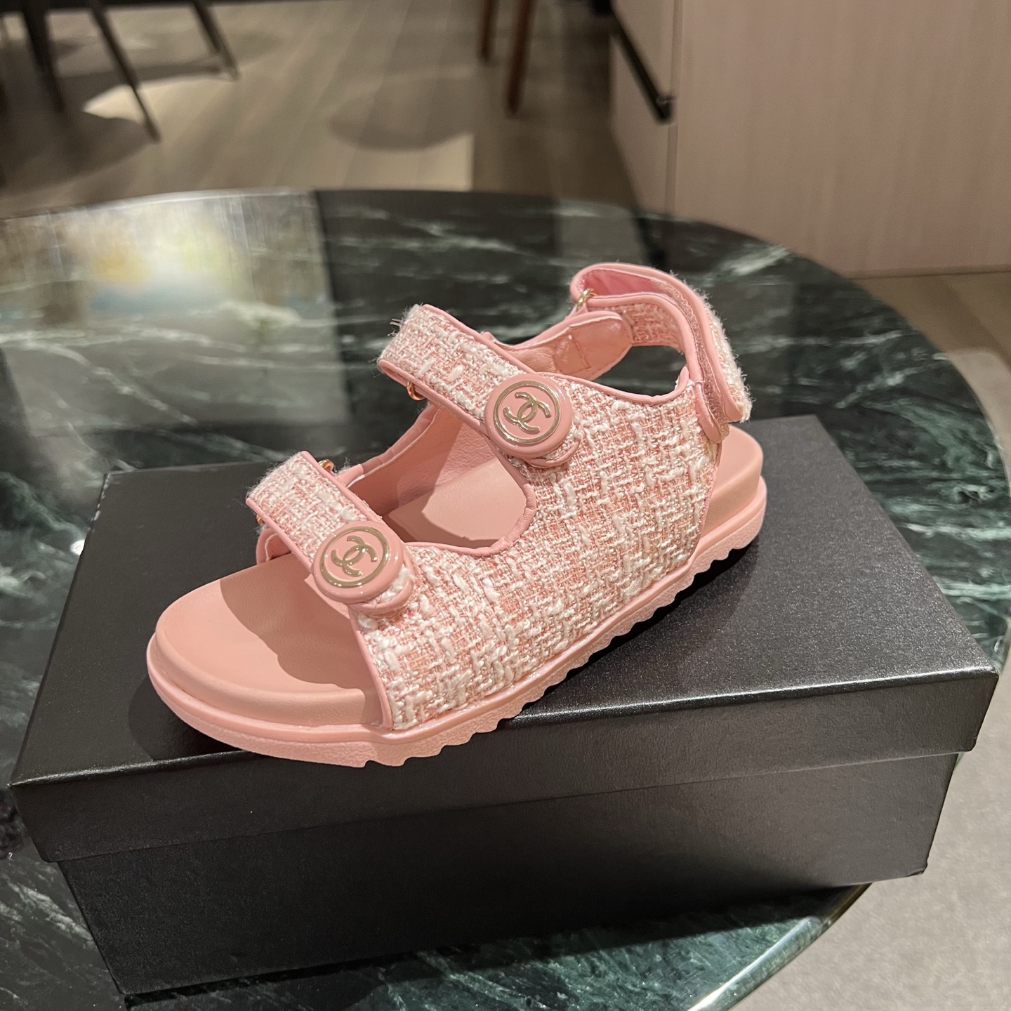 Chanel Children's Sandals - Image 7
