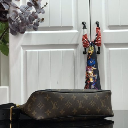 LV Monogram Odeon PM - Image 4