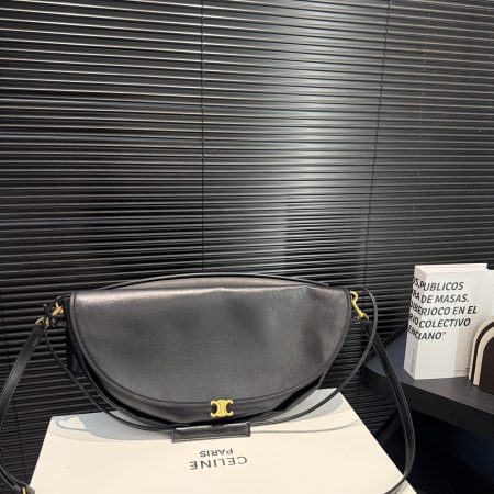 Celine Soft Triomphe Bag - Image 4