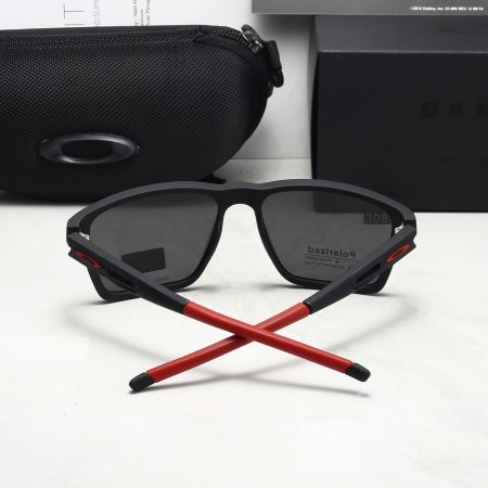 Oakley Fashionable Sunglasses - Image 9