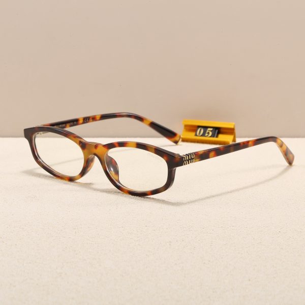 Miu Miu Fashionable Sunglasses
