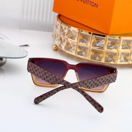 LV Fashionable Sunglasses - Image 8