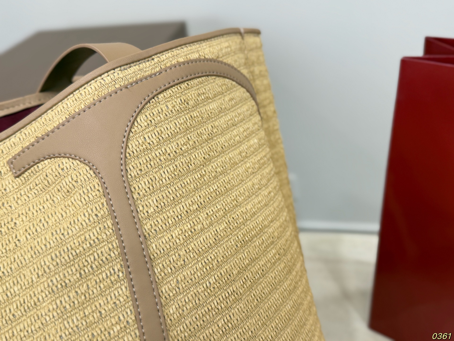 Valentino Garavani VivaSuperstar large shopping bag - Image 3