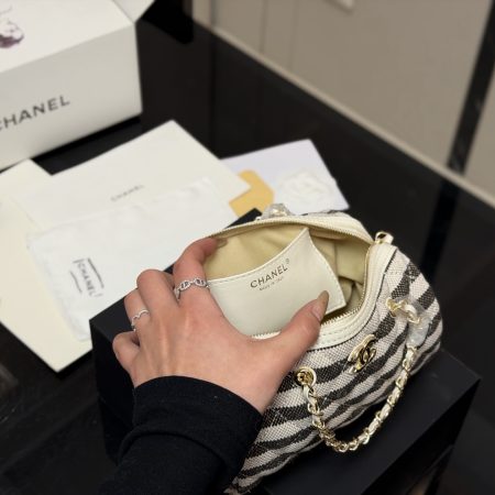 Chanel Clutch With Chain Bag - Image 4