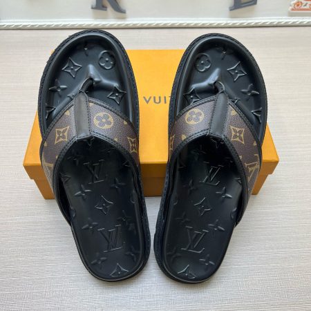 LV  Black Thick-Soled Household Luxurious Slipper