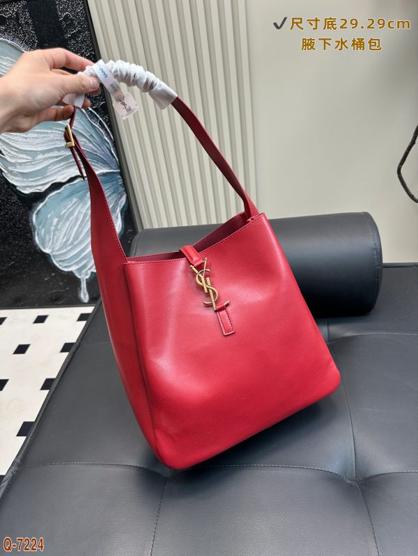 YSL Le 5 à 7 Shoulder Bag