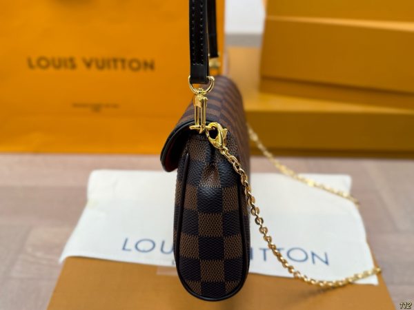 LV Monogram Leather Beverly Clutch
