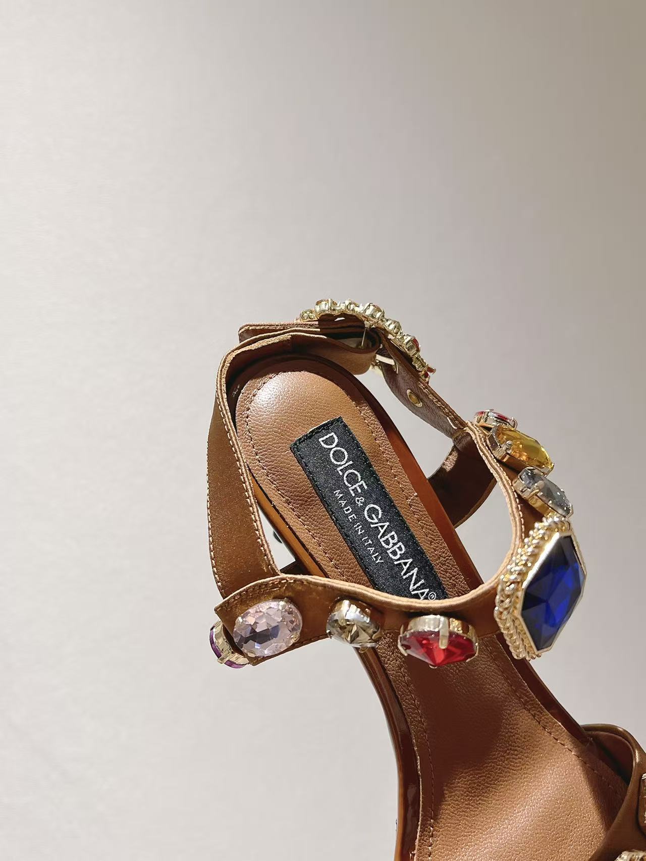 Dolce & Gabbana Straw Sandals - Image 9