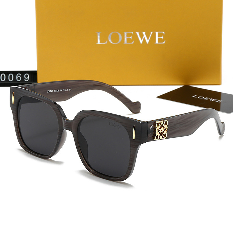 LOEWE Fashionable Sunglasses - Image 7