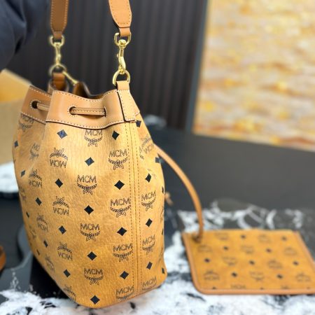 MCM Large Dessau Drawstring Bag - Image 4