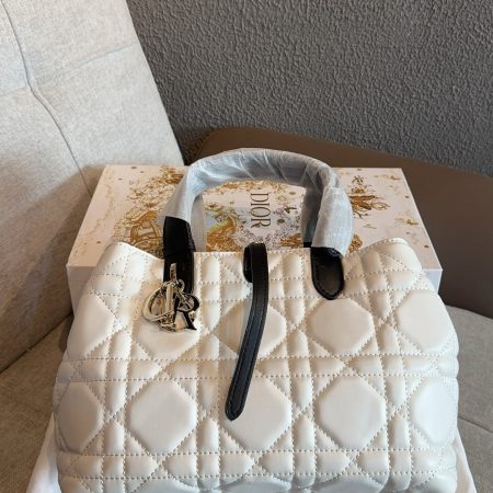 Dior Toujours White Macrocannage Bag - Image 8
