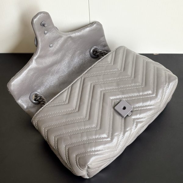 Gucci Marmont medium shoulder bag