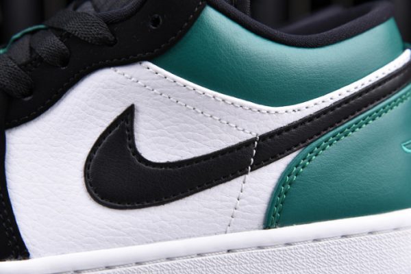 Jordan 1 Low Mystic Green 553558-113