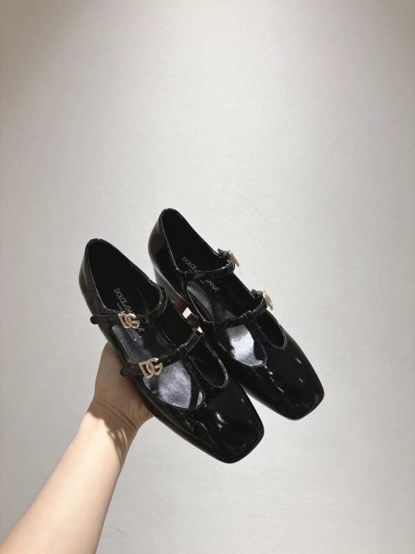 Dolce & Gabbana Leather Shoes