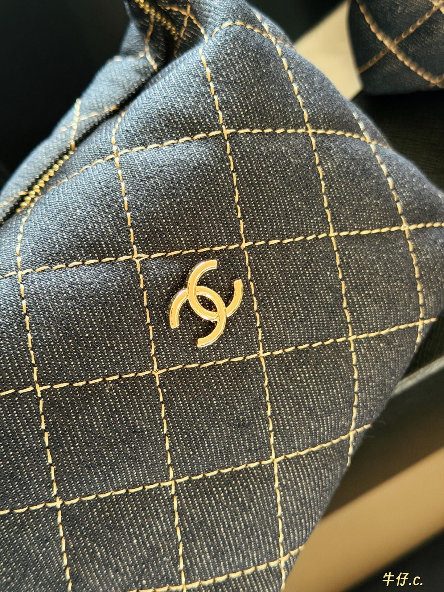 Chanel Denim Quilted Hobo Clutch With Chain Bag - Image 2