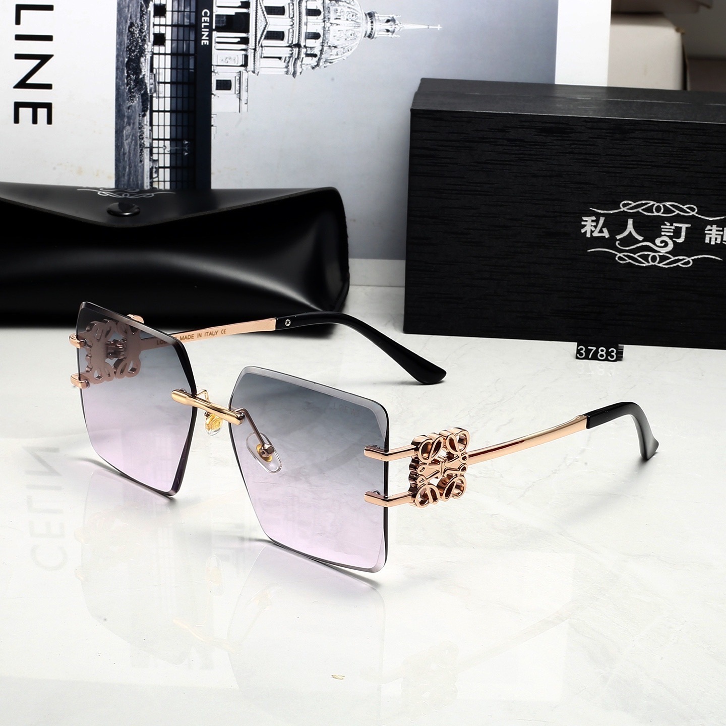 LOEWE Fashionable Sunglasses - Image 4