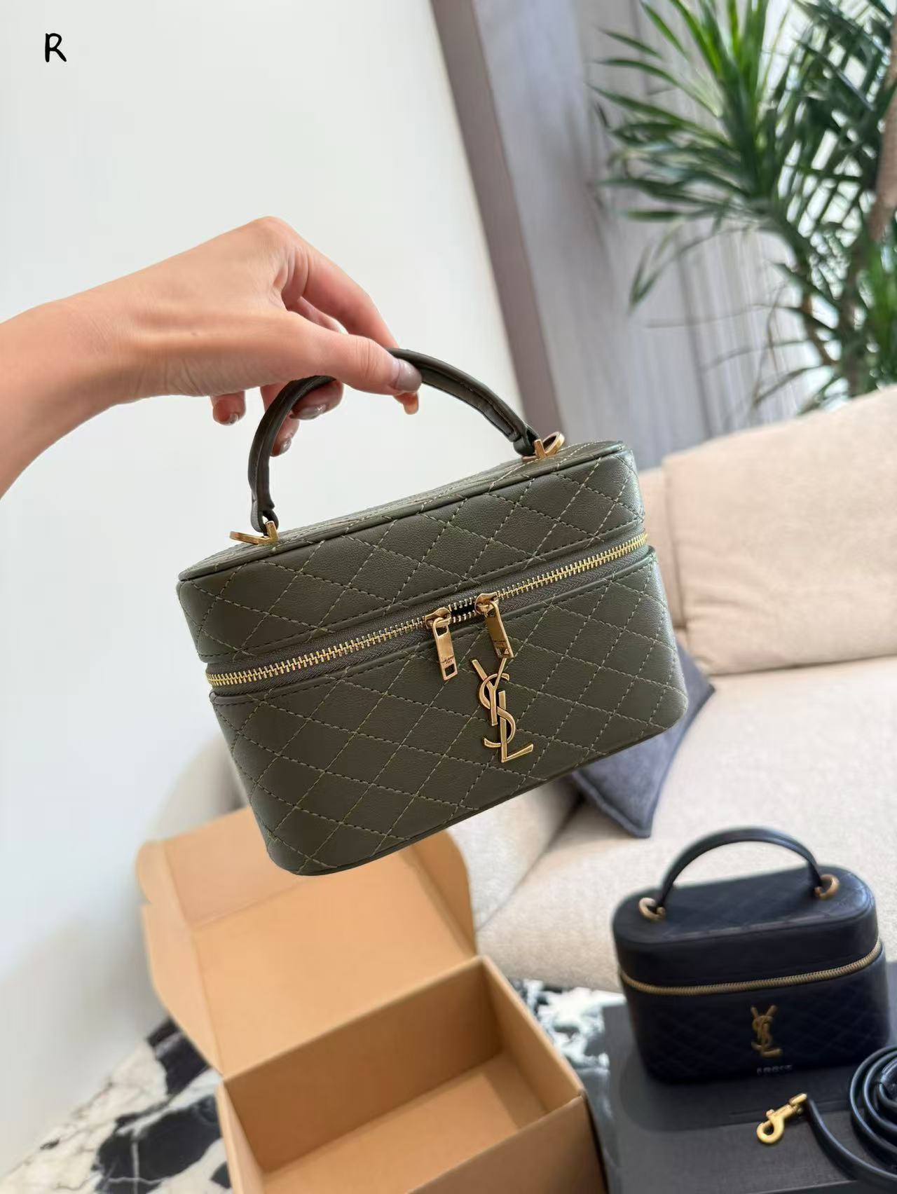YSL Cosmetic Bag - Image 6