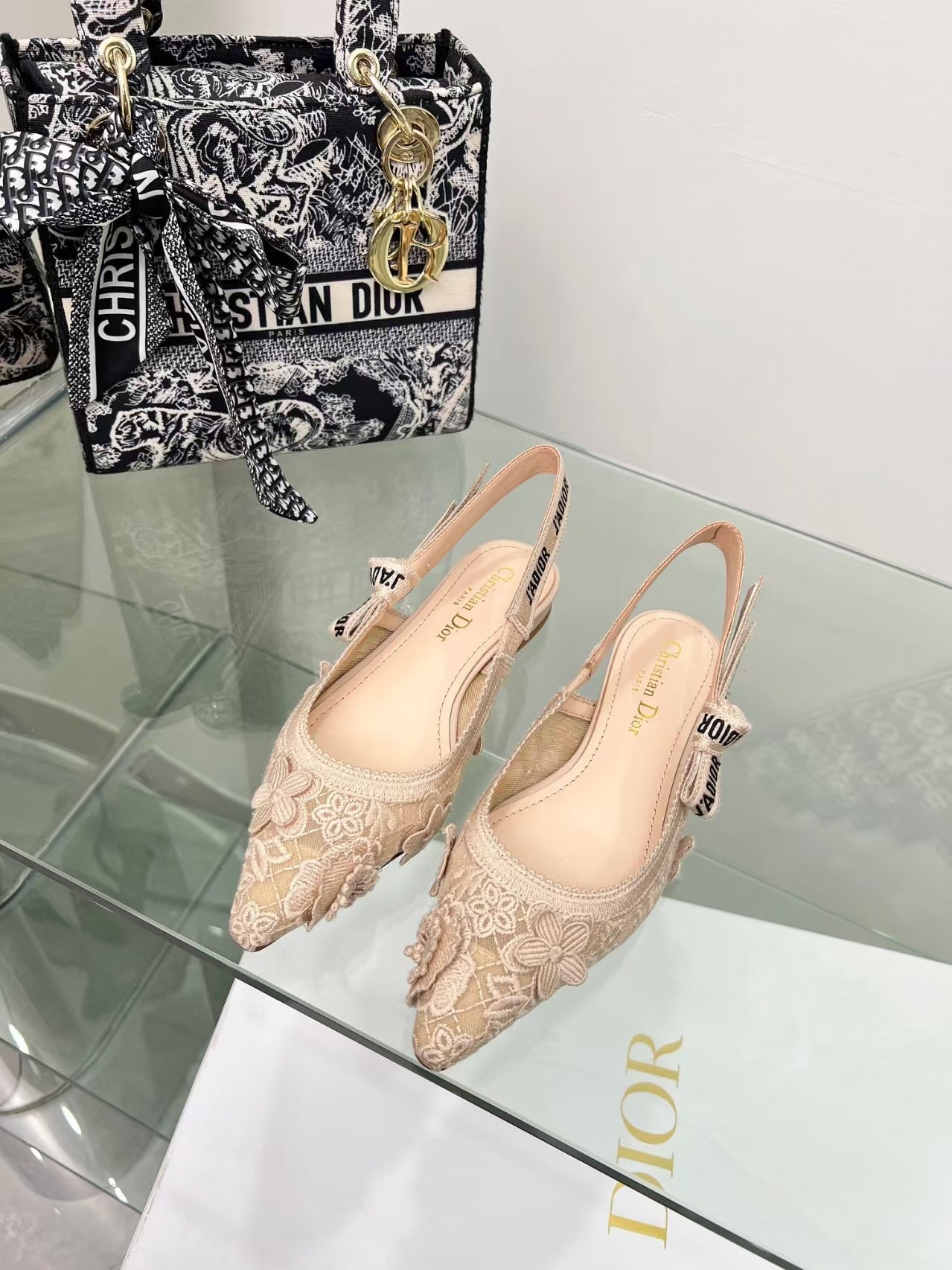 Dior Embroidered Sandals Slingback Flat Mules Pump Pink - Image 1