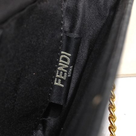 FENDI Pochette 3 IN 1 Bag - Image 10