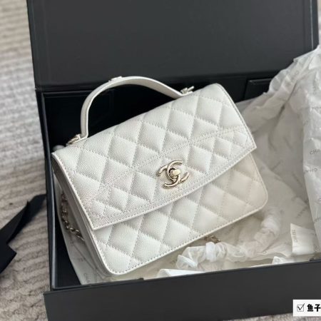 Chanel 25C Clutch with Chain - Image 1