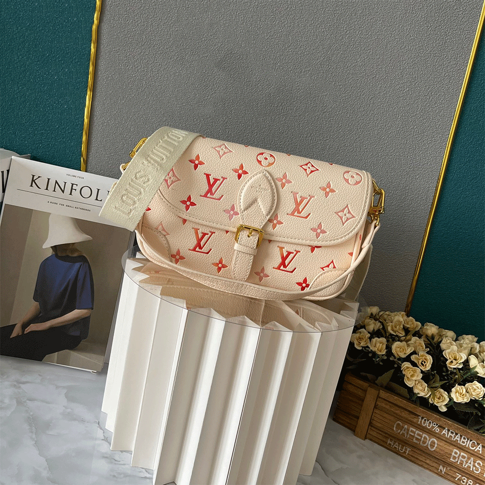 LV Diane bag - Image 2