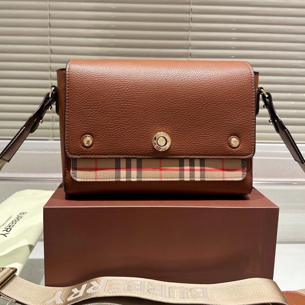 Burberry Note Vintage Bag Small - Image 3