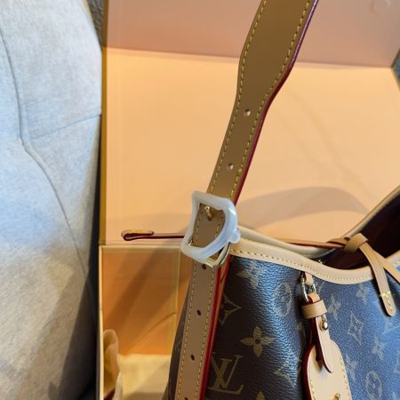 LV Carryall PM Monogram Empreinte Bag - Image 4