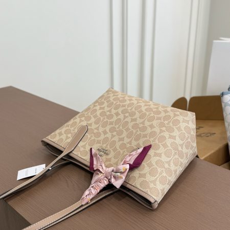 Coach Tote Bag - Image 6