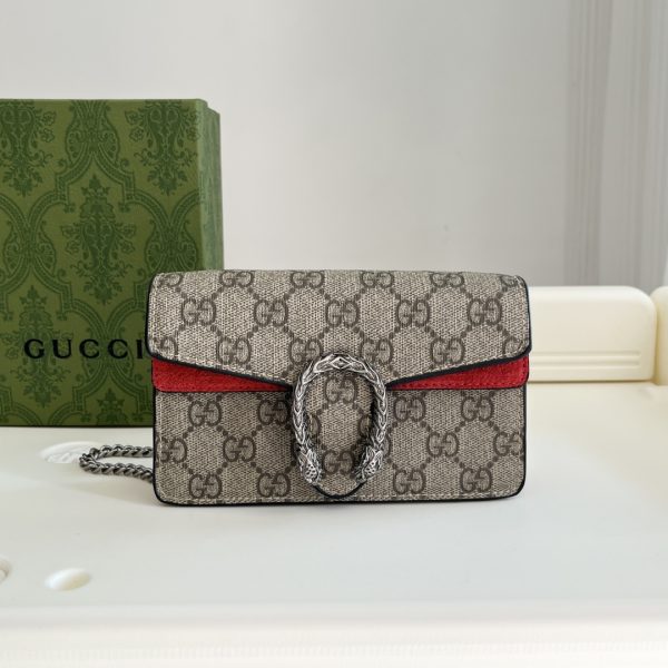 Gucci Mini Dionysus Shoulder Bag