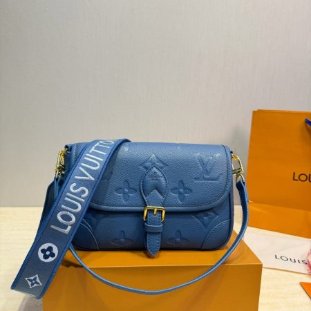 LV Diane Monogram Empreinte Bag - Image 7