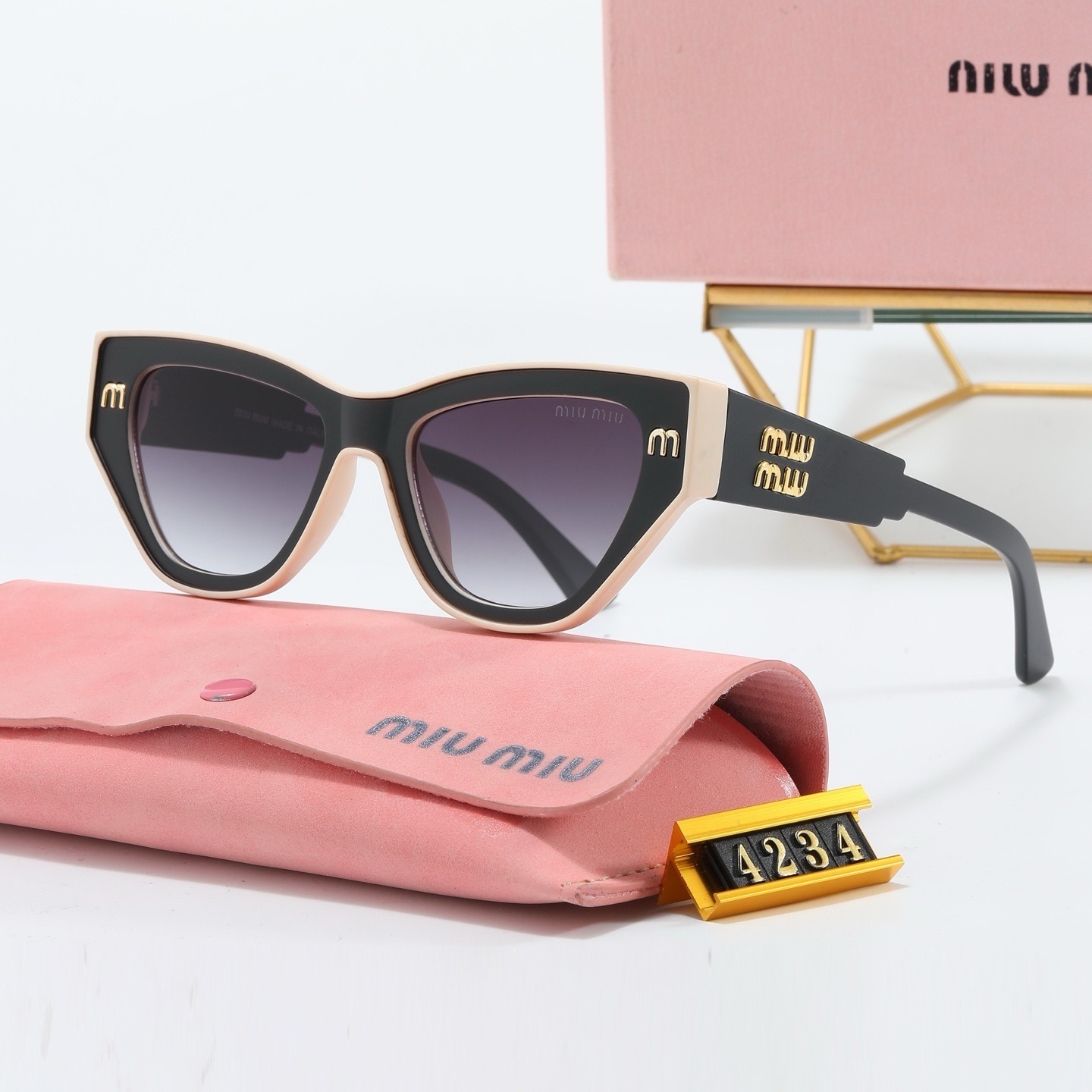 Miu Miu Fashionable Sunglasses - Image 2